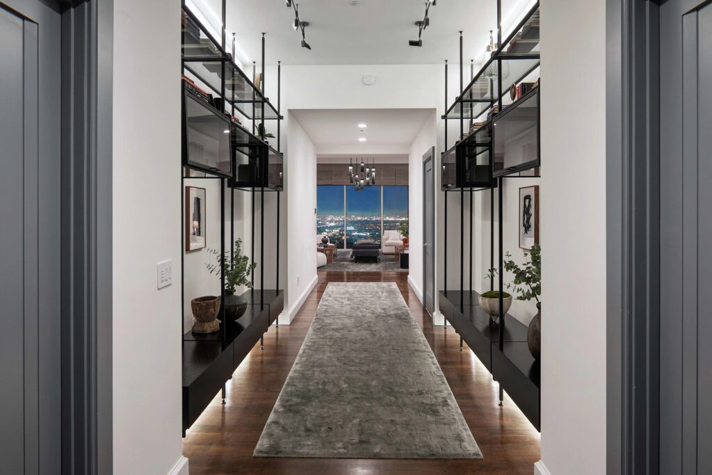 Rihanna House Penthouse Los Angeles Xu Hang