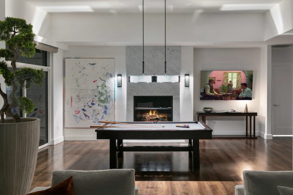 Rihanna House Penthouse Los Angeles Xu Hang