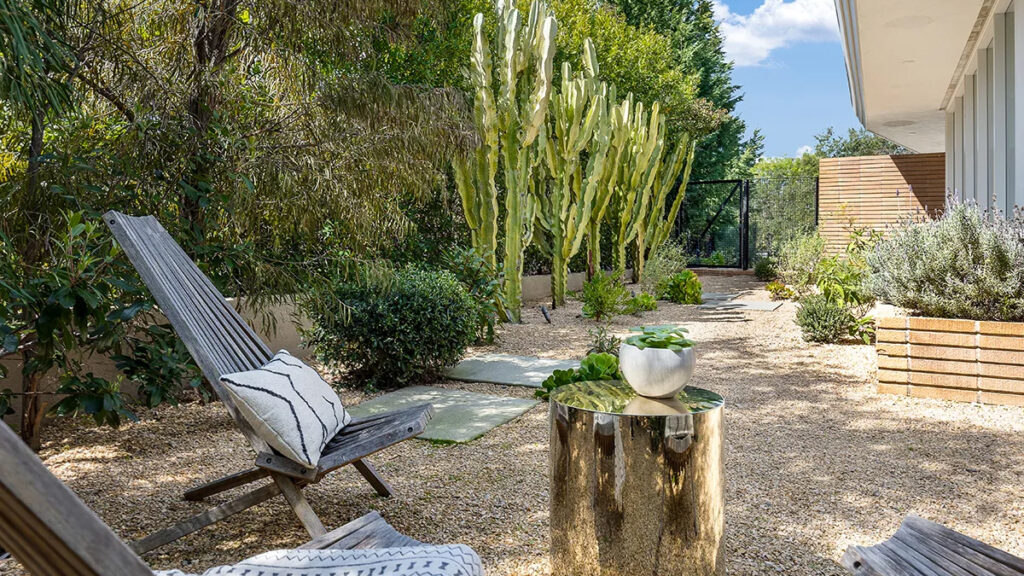 Mandy Moore House Pasadena Nikki Lorre