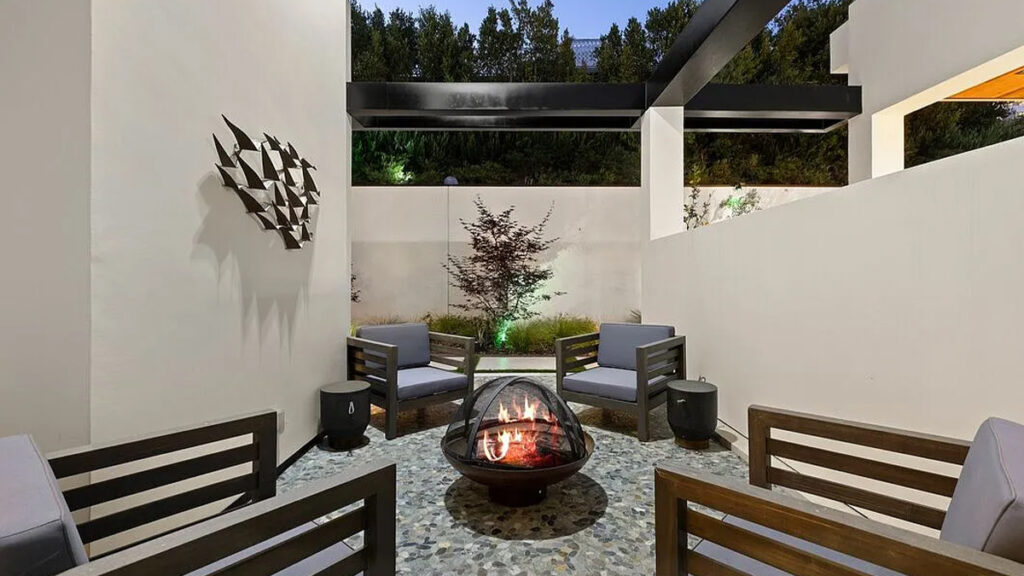 Yoshinobu Yamamoto House Los Angeles
