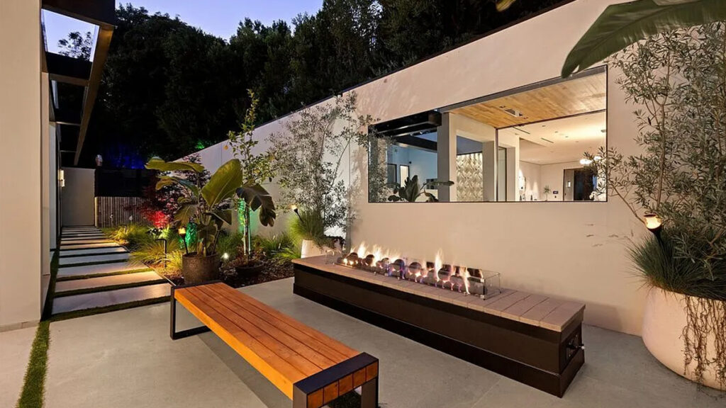 Yoshinobu Yamamoto House Los Angeles